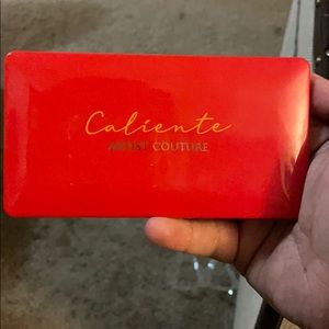 Artist Couture Caliente Eyeshadow Palette